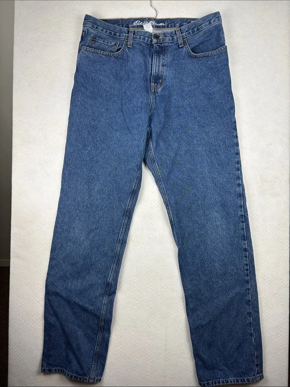 Eddie Bauer Traditional Fit Jeans Men’s 35x36 Blue Straight Leg Classic Denim